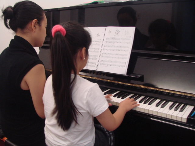 Địa chỉ lớp học đàn Piano giá rẻ tại Hà Nội
