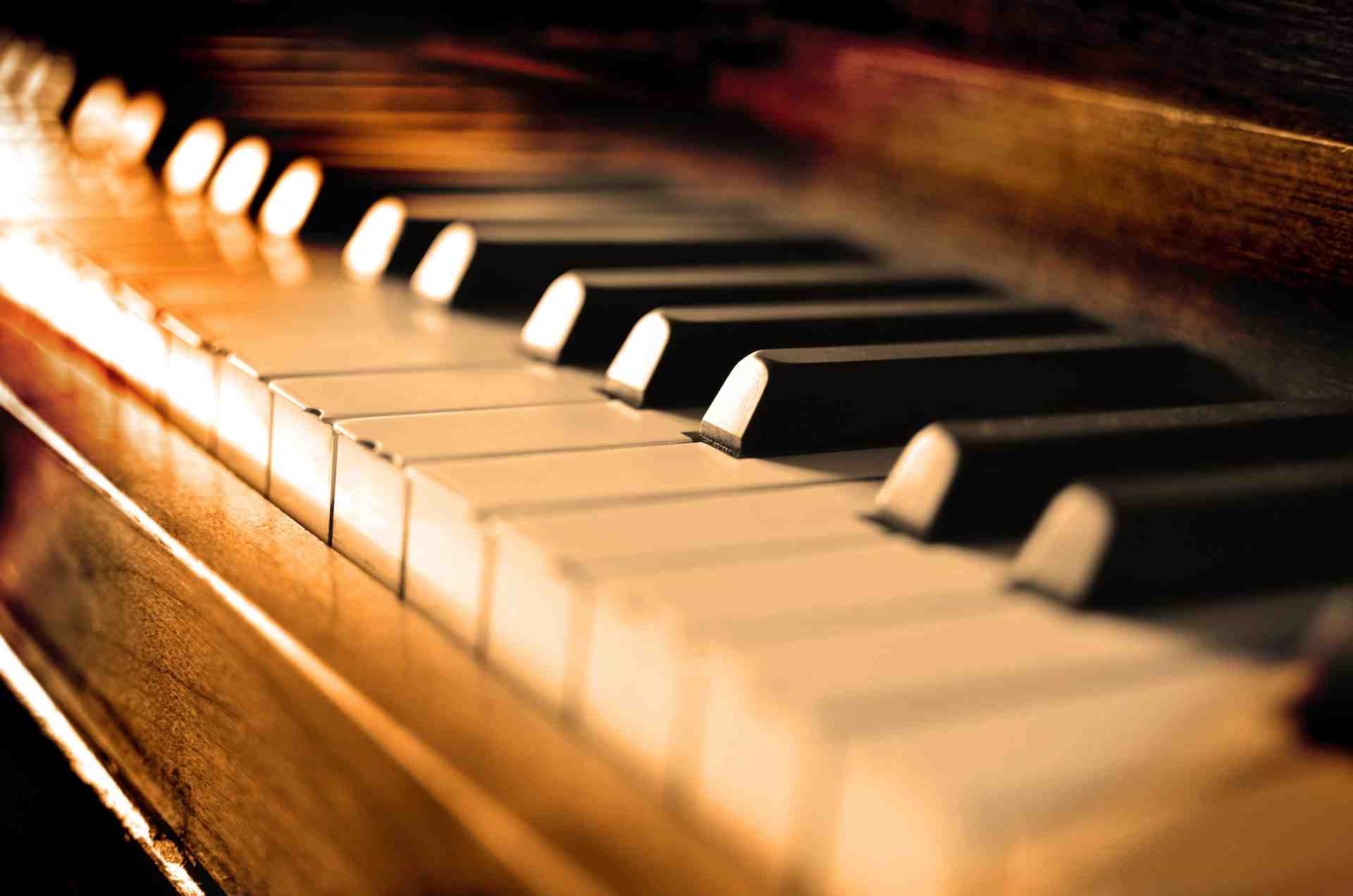 Đào Tạo Nhạc Công Piano