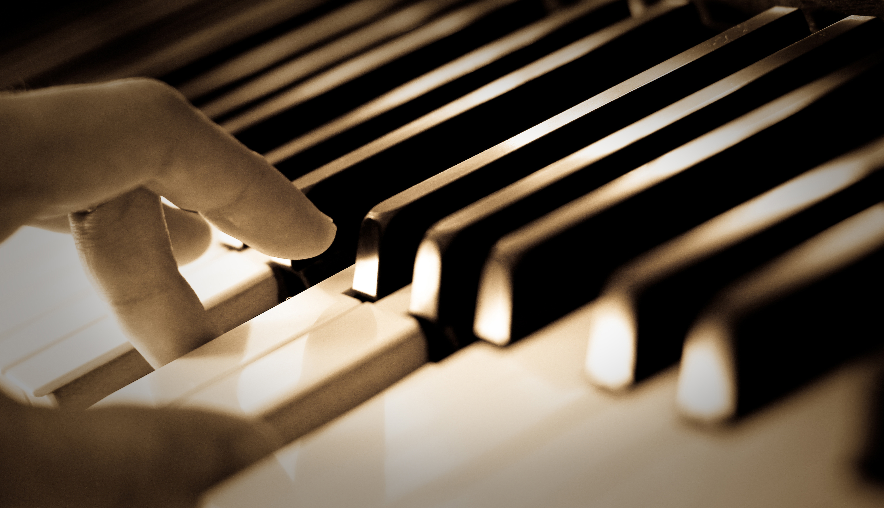 Đào Tạo Nhạc Công Piano