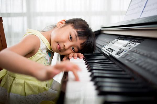 6 lý do mà ba mẹ nên cho Bé học nhạc từ sớm