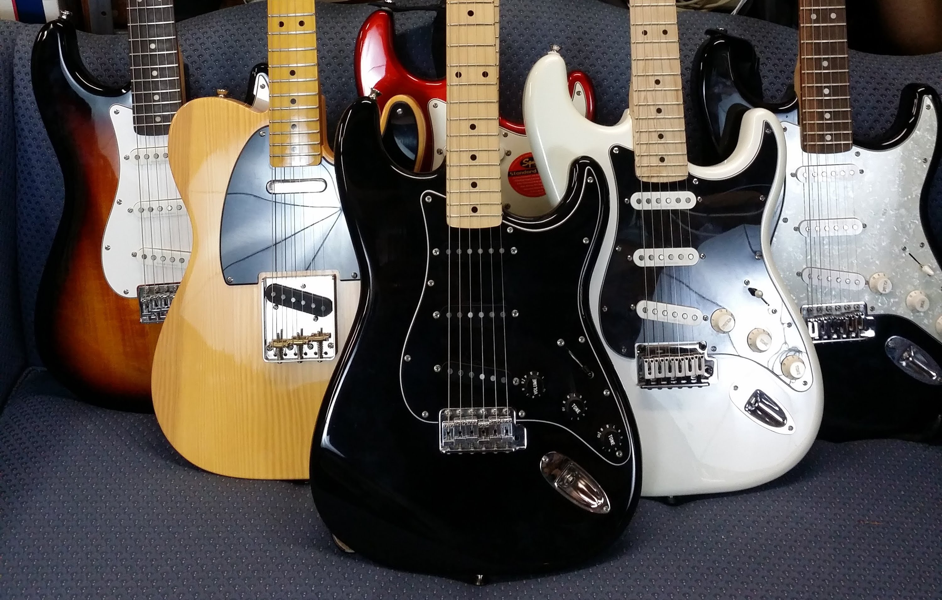 Cách phân biệt đàn Guitar Squier thật và nhái