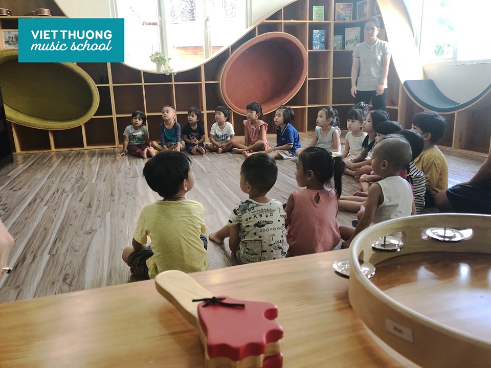 Việt Thương Music School đã có mặt tại Học viện Quốc tế Montessori