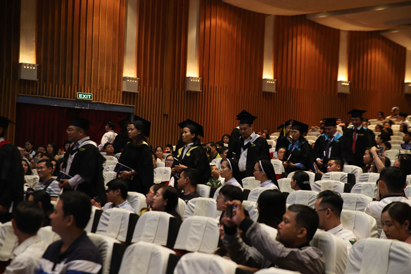 LCM hiện đang là một trong những chứng chỉ âm nhạc có giá trị trên toàn thế giới, do trường London College of Music cung cấp và được được Văn phòng Quản Lý Trình độ và Khảo Thí Quốc Gia Anh công nhận và đảm bảo