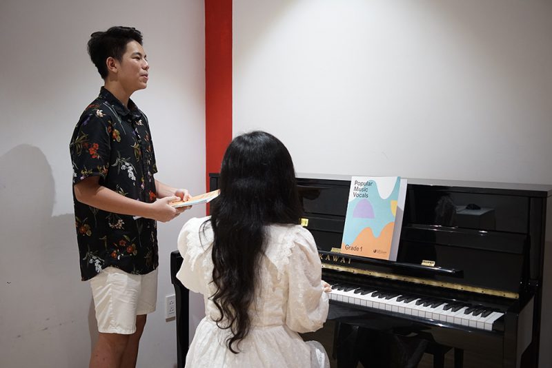 học thanh nhạc tại việt thương music