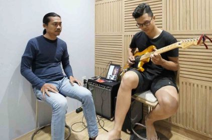 Dạy học đàn Guitar ở đâu uy tín, chất lượng